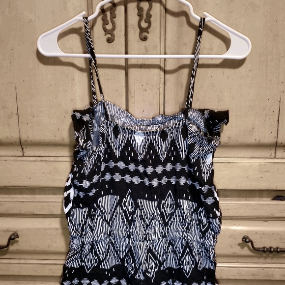 Patterned Romper - Picture 2 of 2